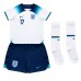 England Bukayo Saka #17 Hjemmebanetrøje Børn VM 2022 Kortærmet (+ Korte bukser)